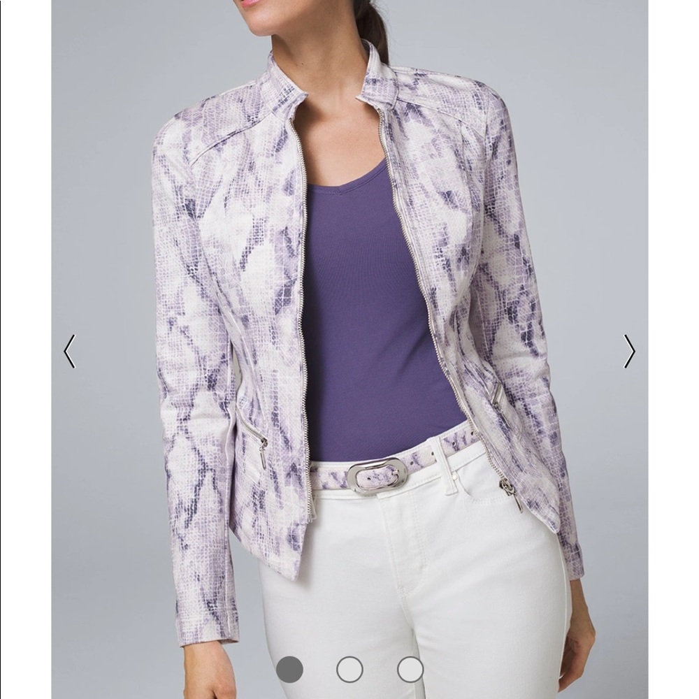 Classy 2 Piece Suit w Belt! Pants Size 4, Blazer 2